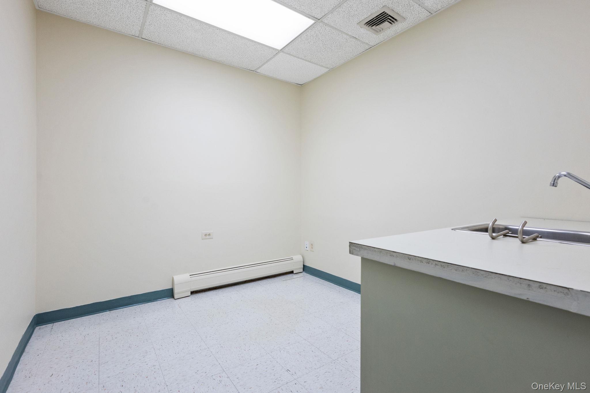 311 N Midland Avenue – For Rent photo 17