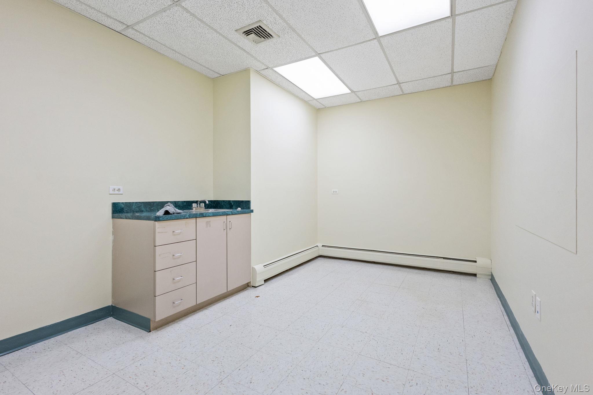 311 N Midland Avenue – For Rent photo 16