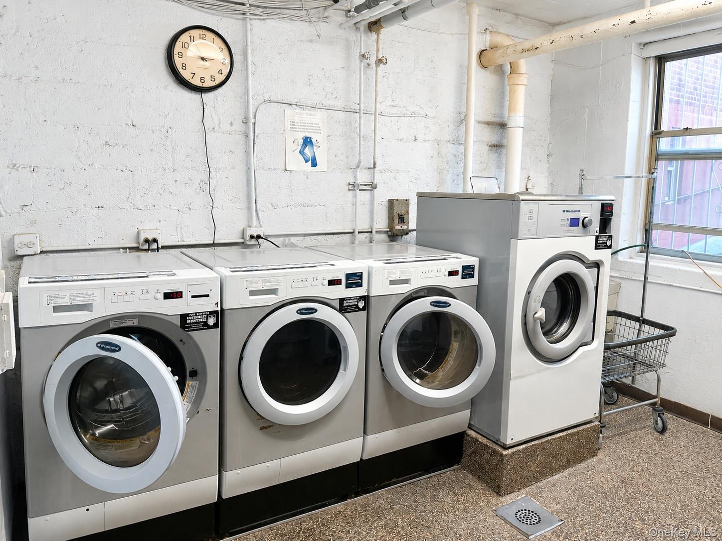 485 Bronx River Road, Unit C24 photo 9