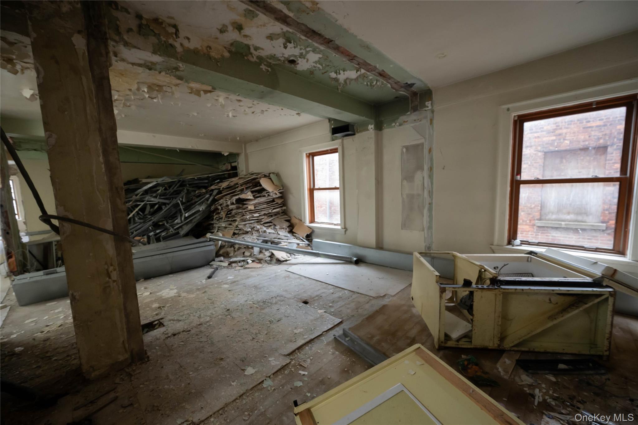 2-8 West Main Street – For Sale photo 47