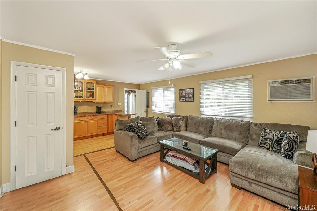 33 Peachtree Lane – For Sale photo 25