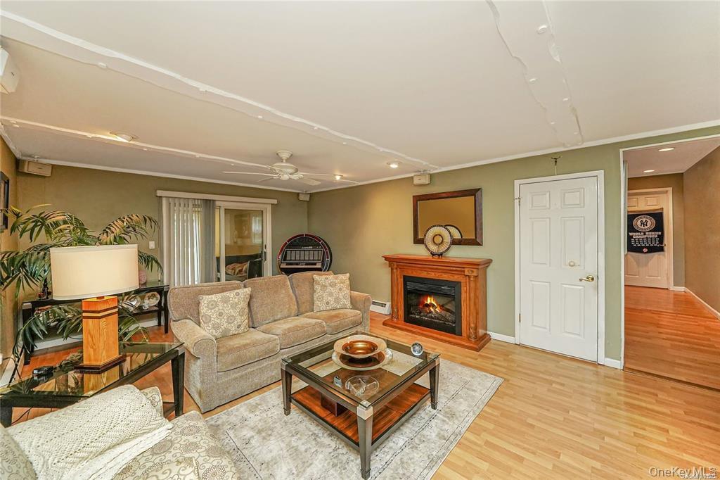 33 Peachtree Lane – For Sale photo 12