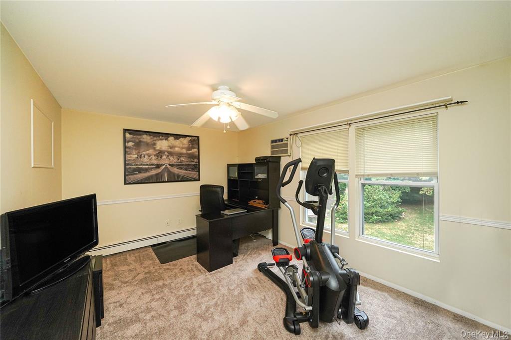33 Peachtree Lane – For Sale photo 31