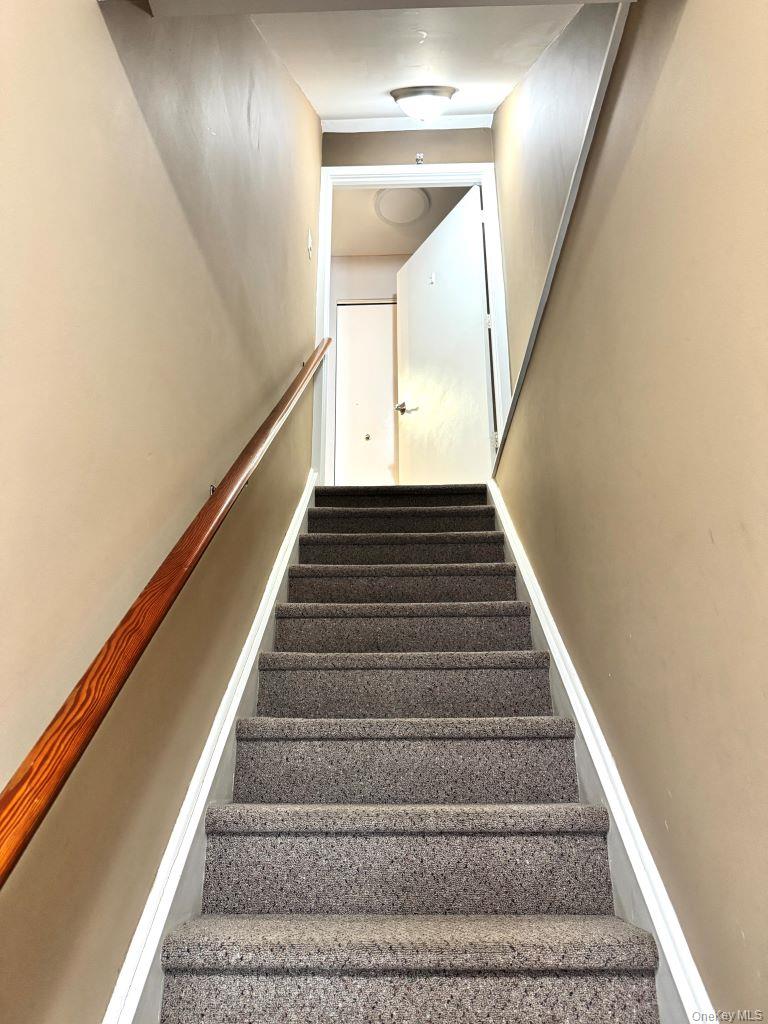 11 Livingston Manor, Unit 11 photo 2