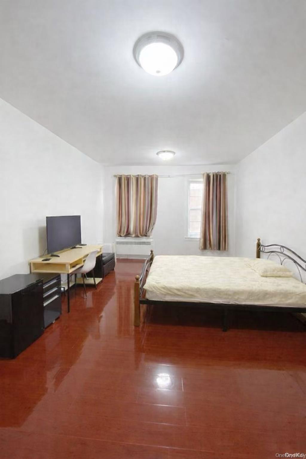 88-11 Elmhurst Avenue, Unit F11 photo 4