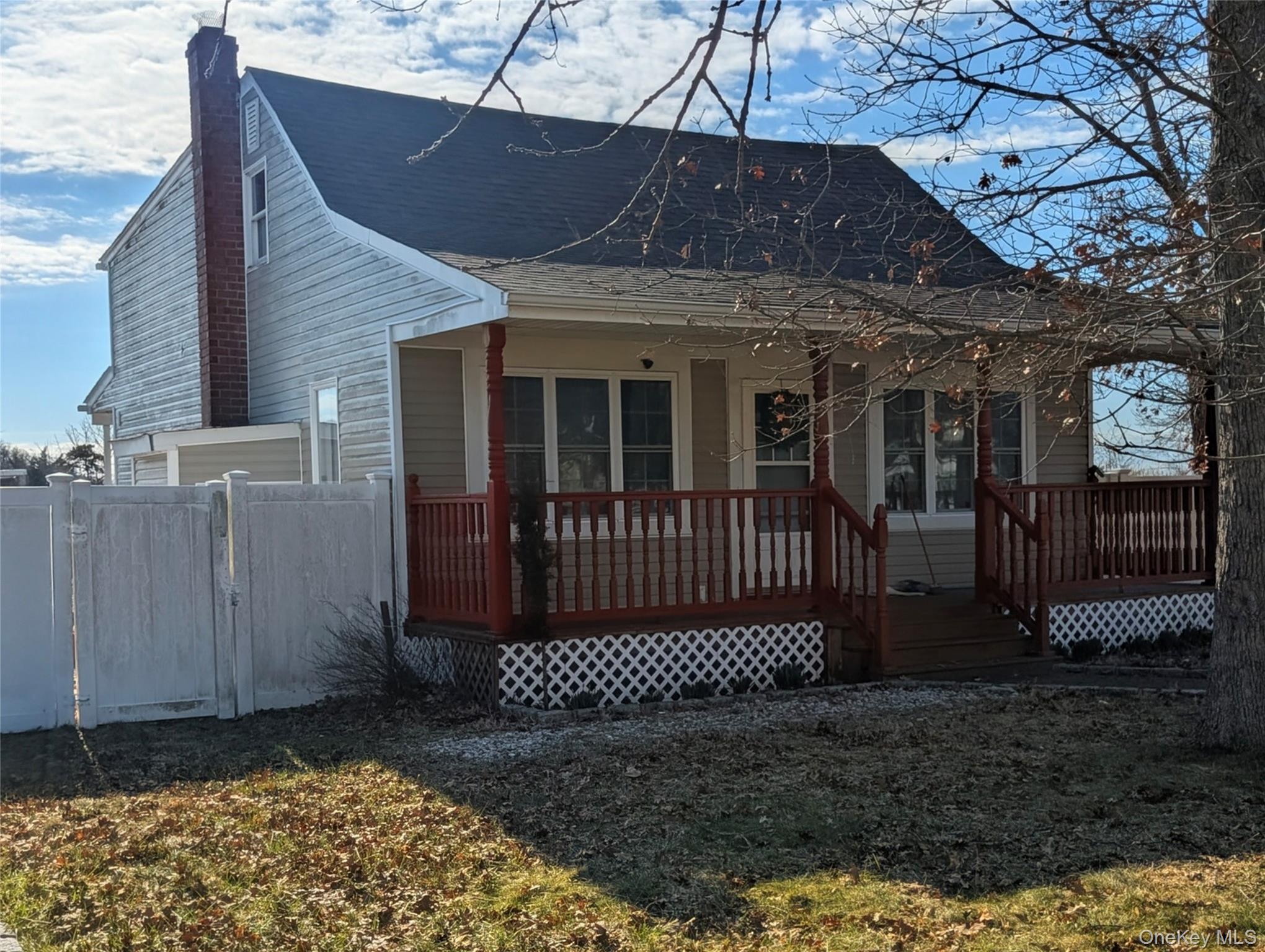 127 Johns Neck Road – For Sale