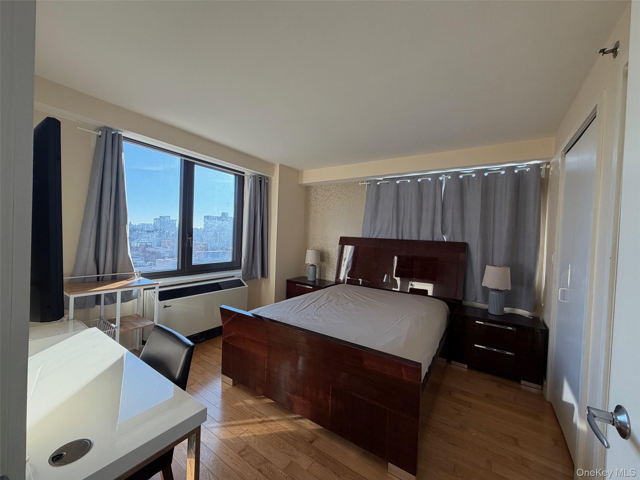 39-16 Prince Street, Unit 8C photo 9