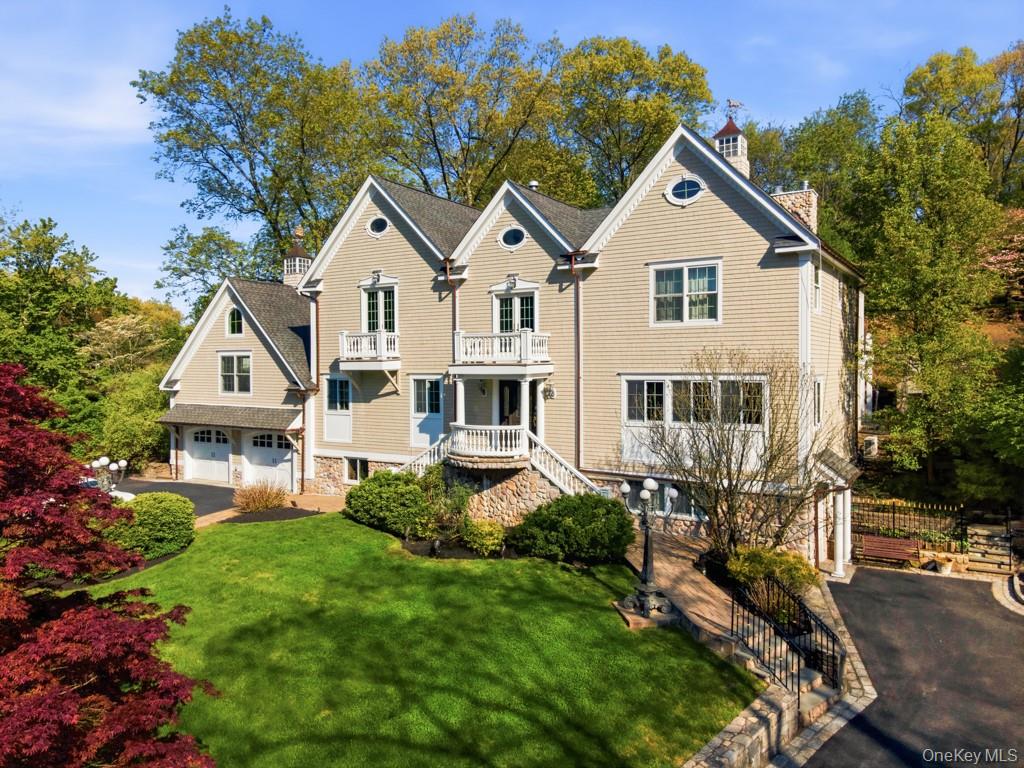 33 Greenbriar Drive – For Sale photo 3