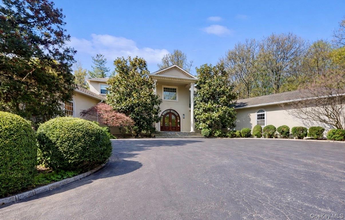 406 Duck Pond  Rd – For Sale photo 2