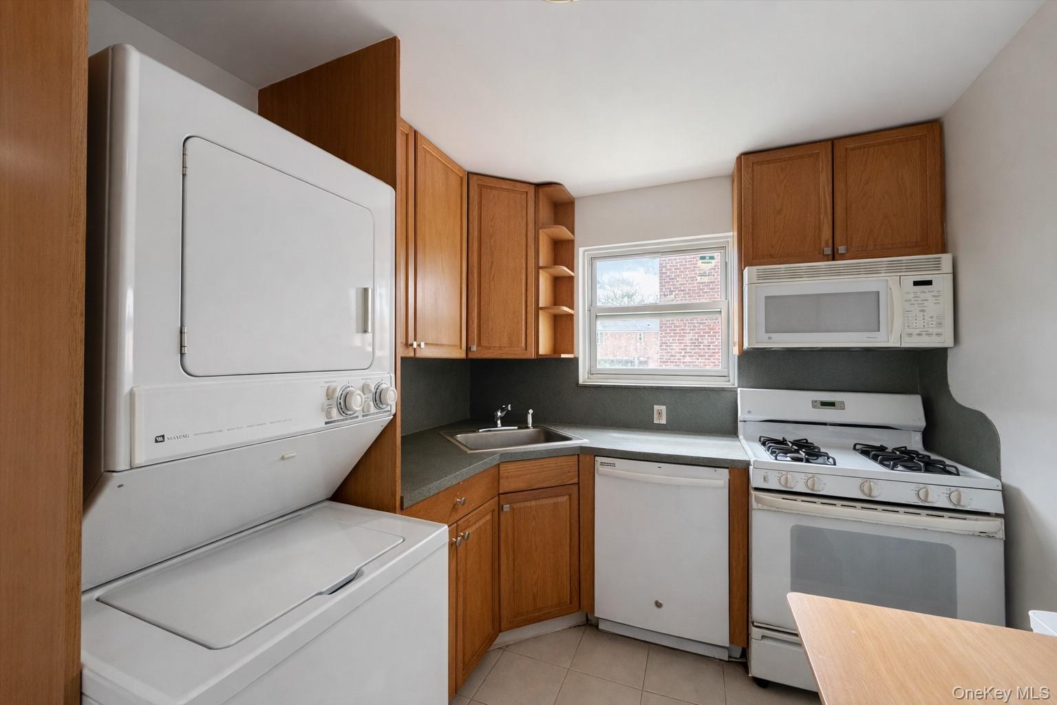 260-11 Langstone Avenue, Unit GV118E5-1 photo 7