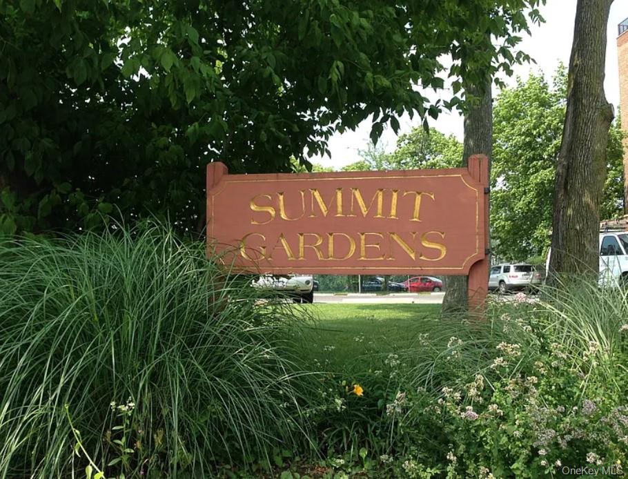 37 Summit Avenue, Unit 3A photo 2