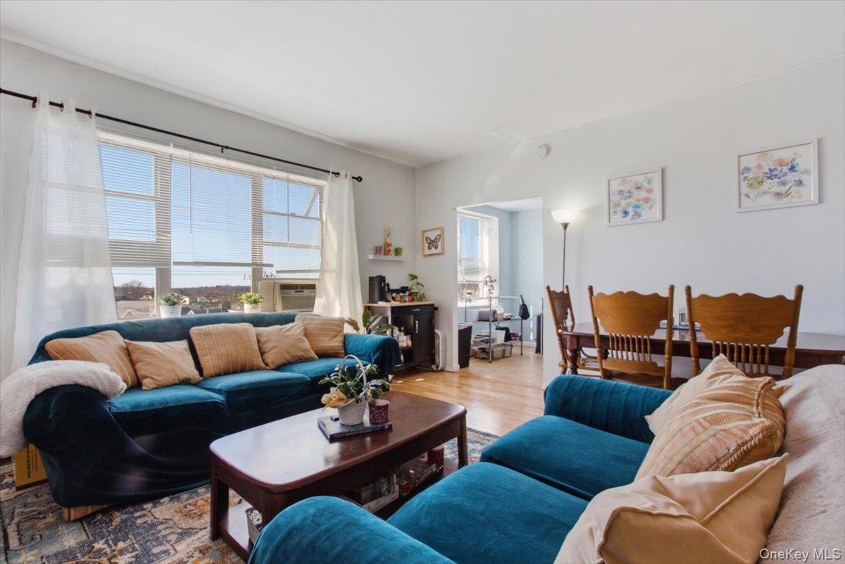 37 Summit Avenue, Unit 3A photo 6