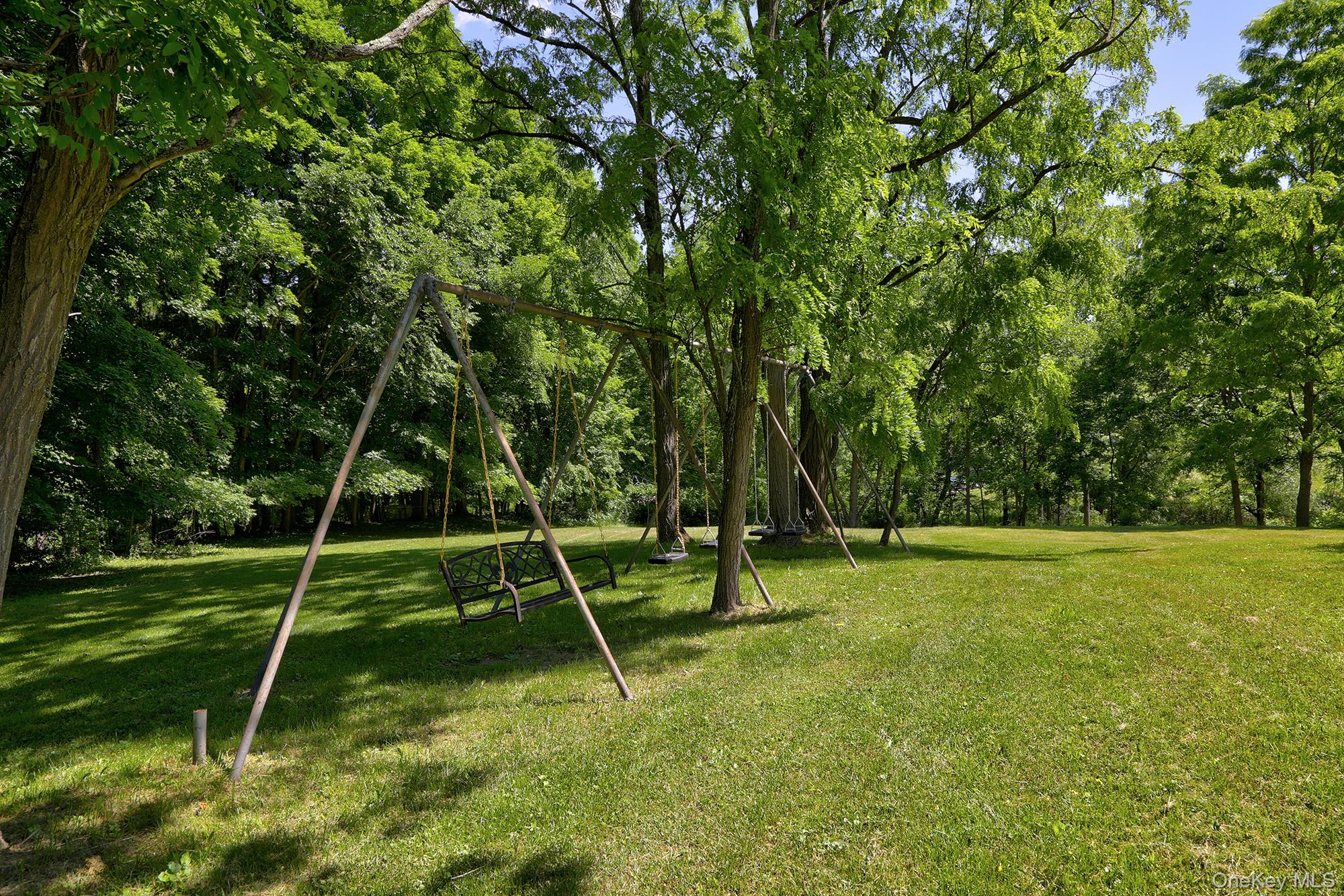 18 Stagecoach Lane – For Sale photo 38
