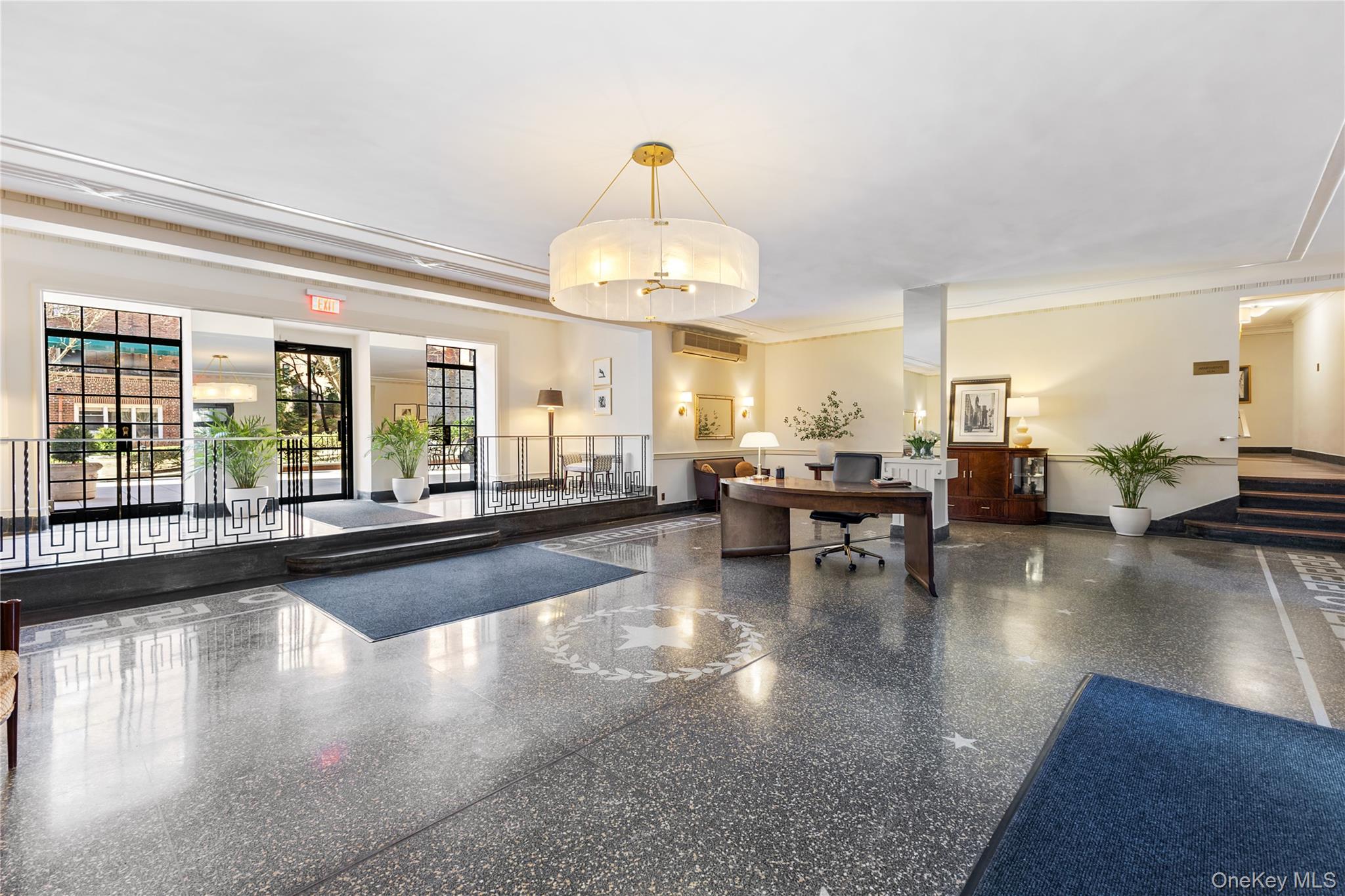 35 Parkview Avenue, Unit 1D photo 4