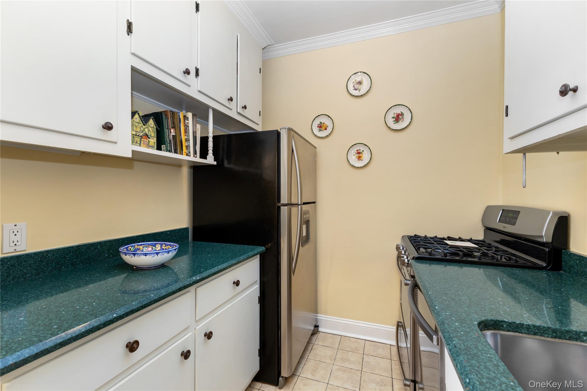 35 Parkview Avenue, Unit 1D photo 16