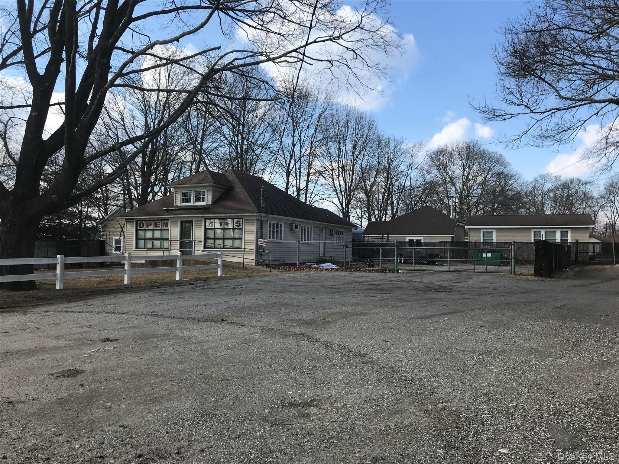 1115 Montauk Highway – For Rent