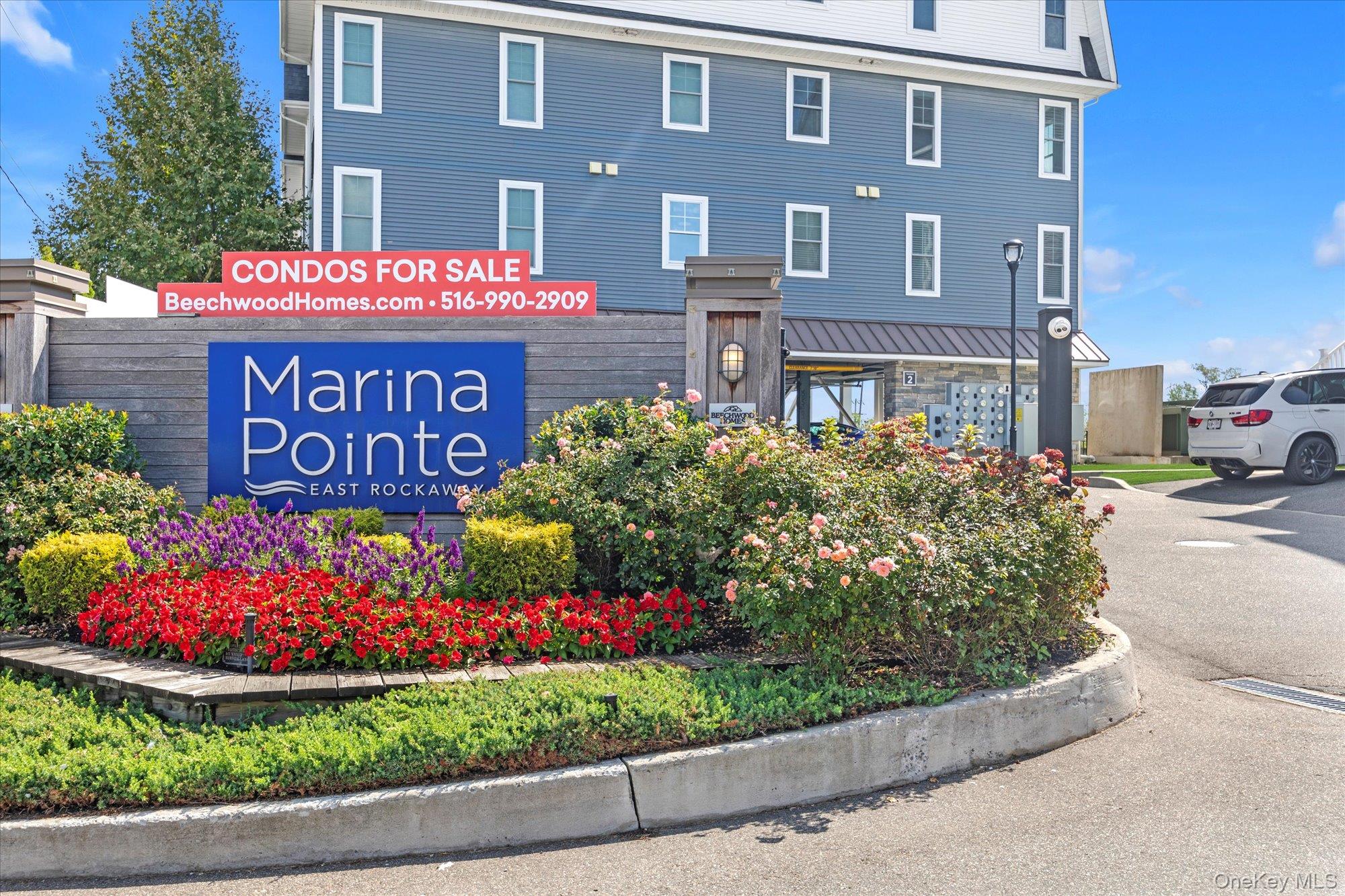 214 Marina Pointe Drive, Unit 214