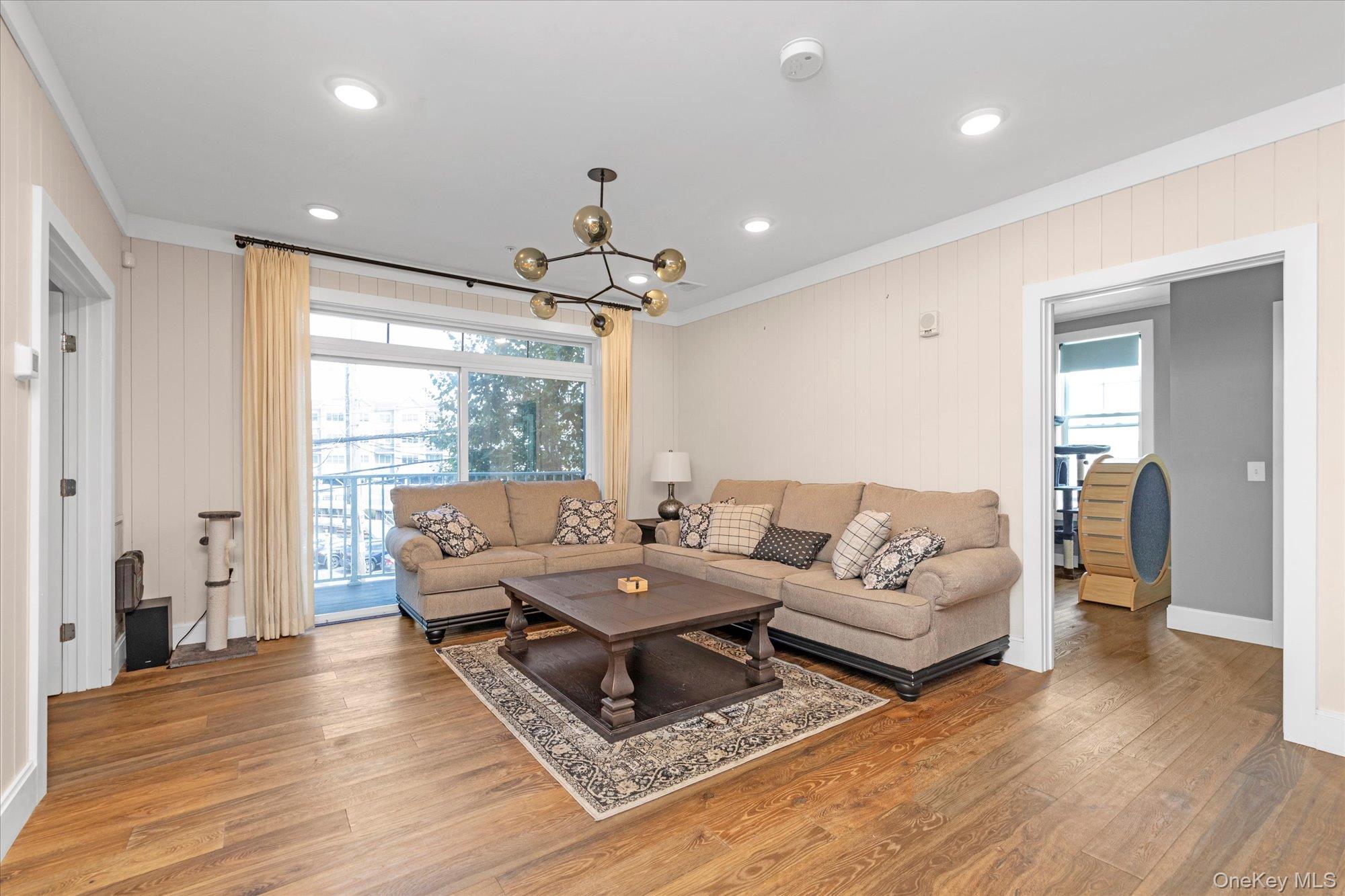214 Marina Pointe Drive, Unit 214 photo 4