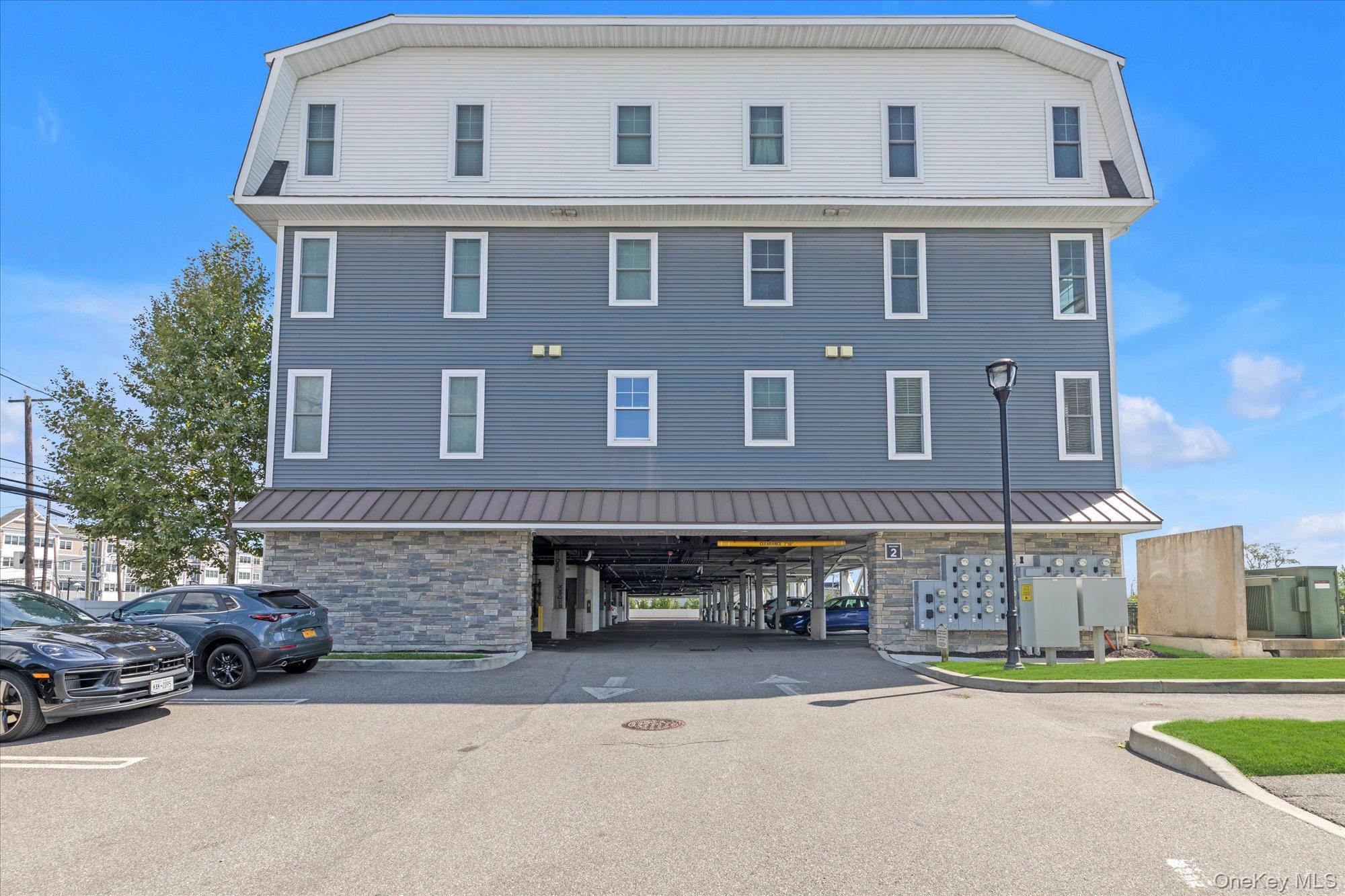 214 Marina Pointe Drive, Unit 214 photo 3