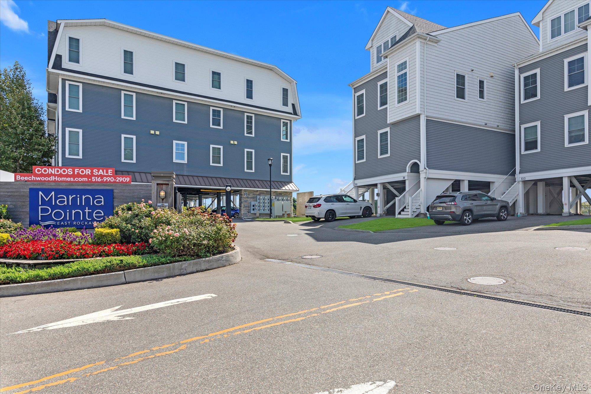 214 Marina Pointe Drive, Unit 214 photo 2