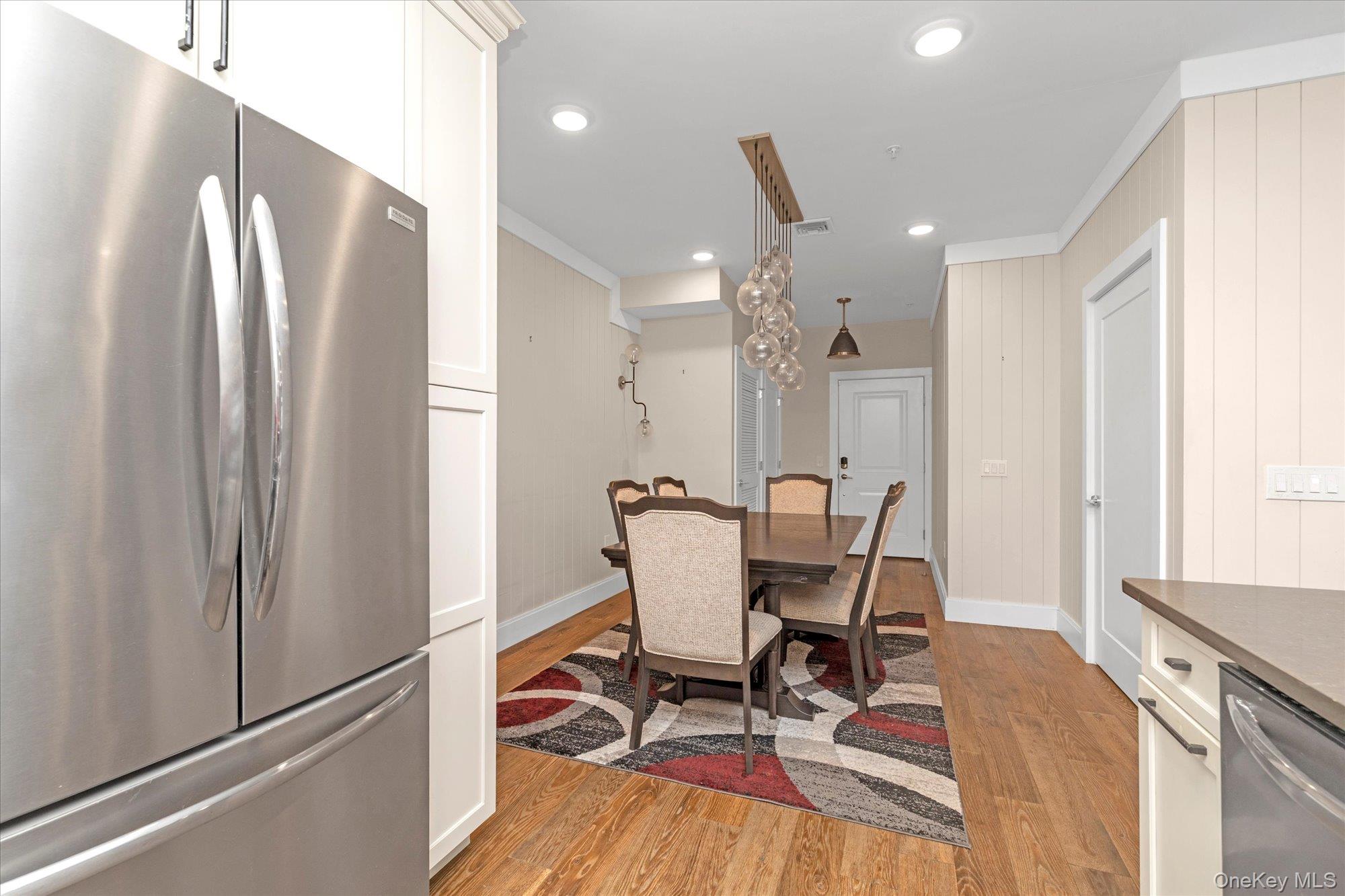 214 Marina Pointe Drive, Unit 214 photo 8