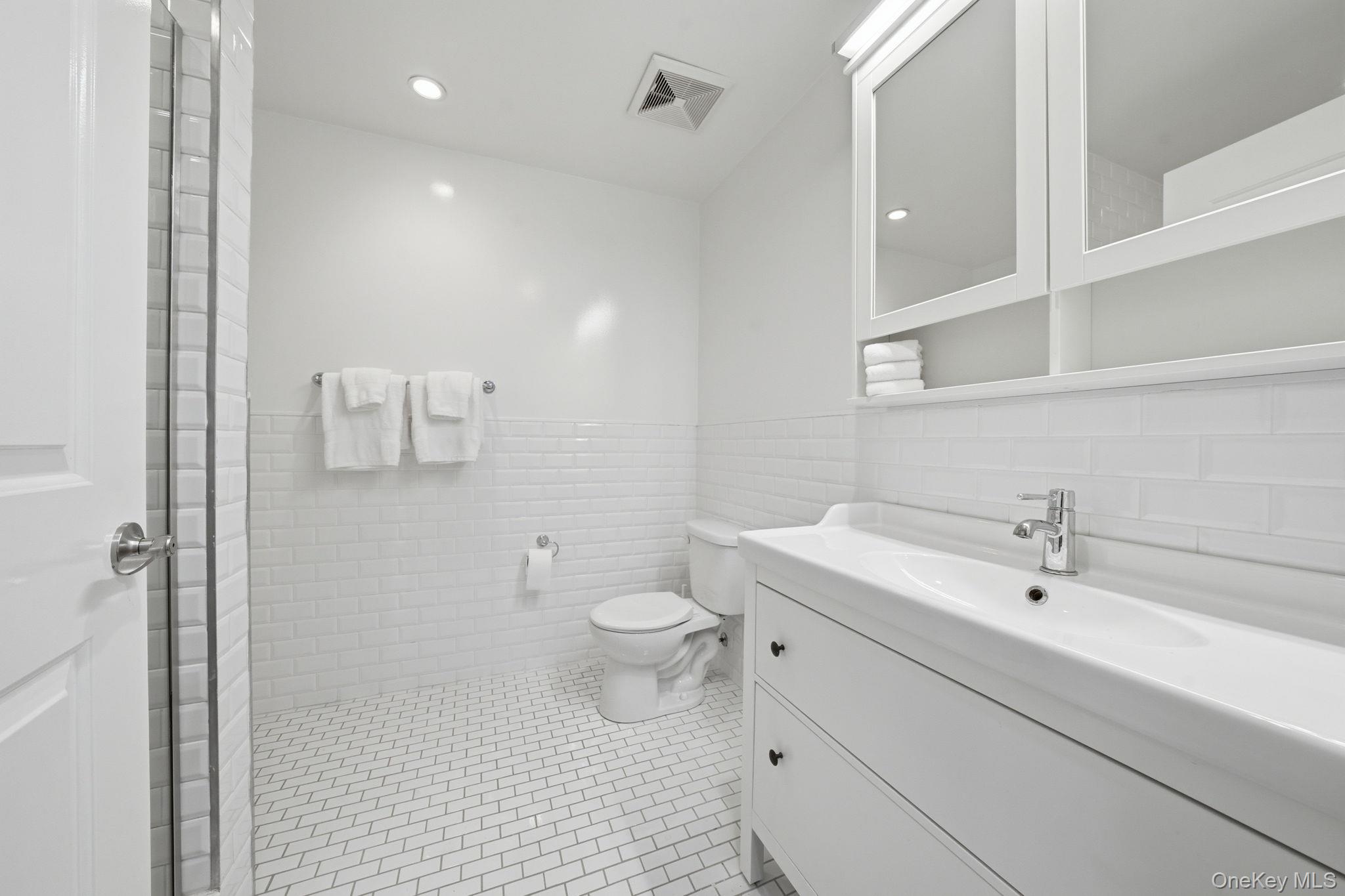 236 W 112th Street, Unit 1 photo 8