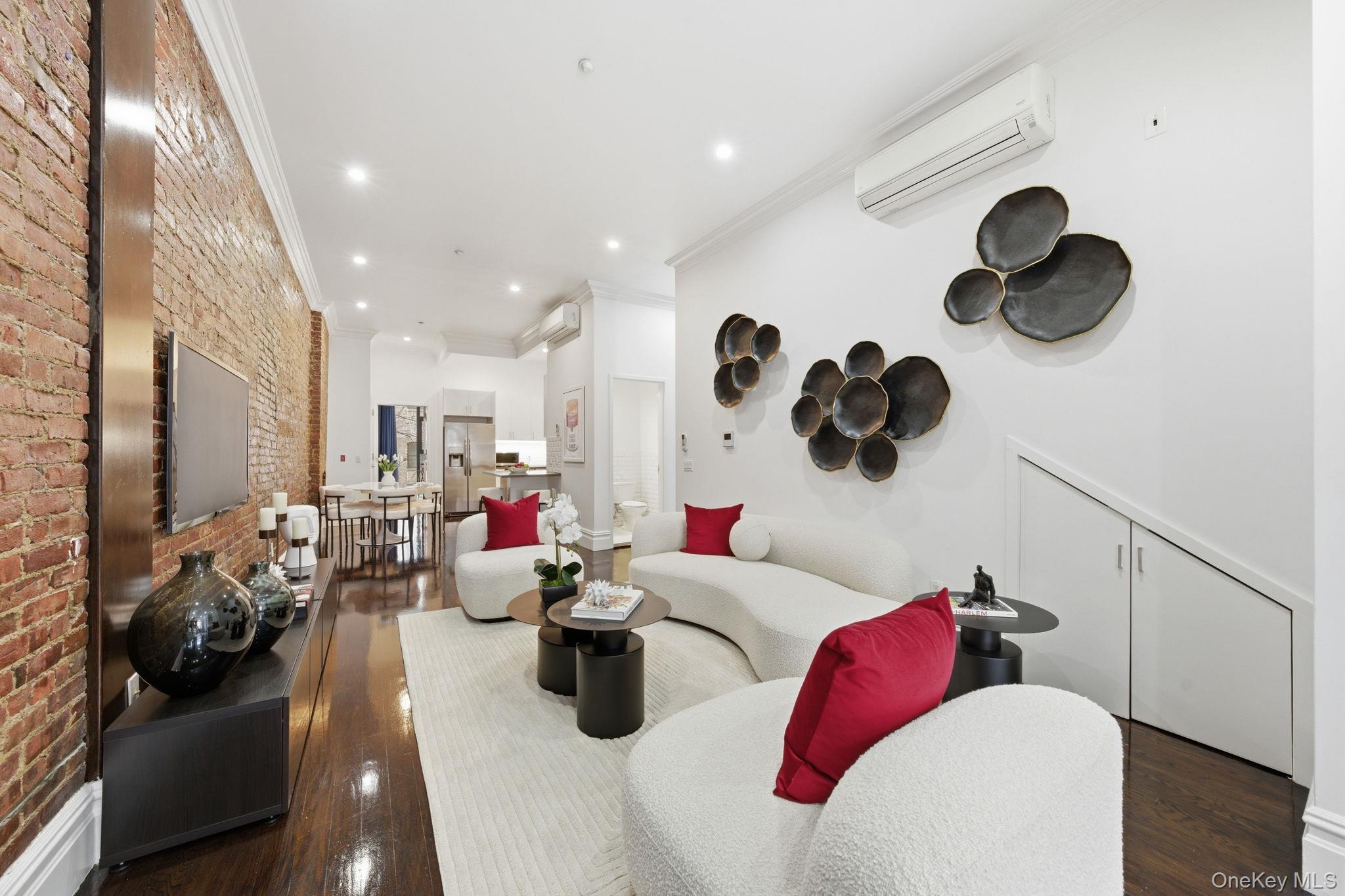 236 W 112th Street, Unit 1