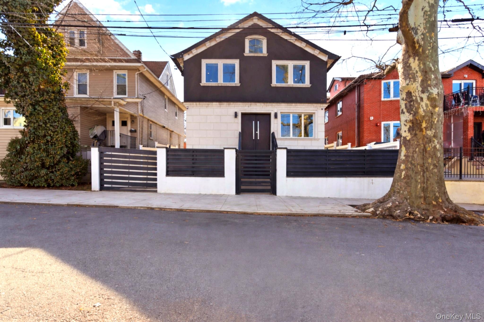 31-12 Buell Street – For Sale photo 4