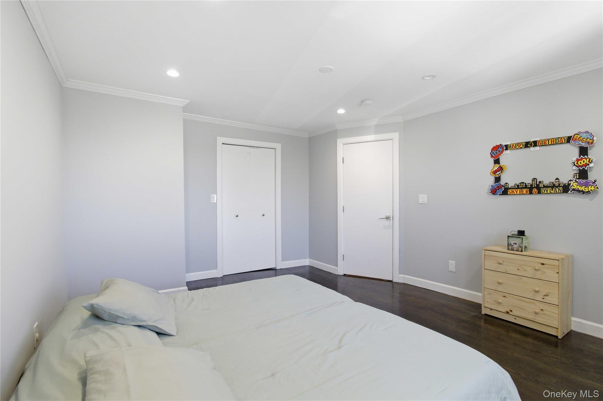 31-12 Buell Street – For Sale photo 33