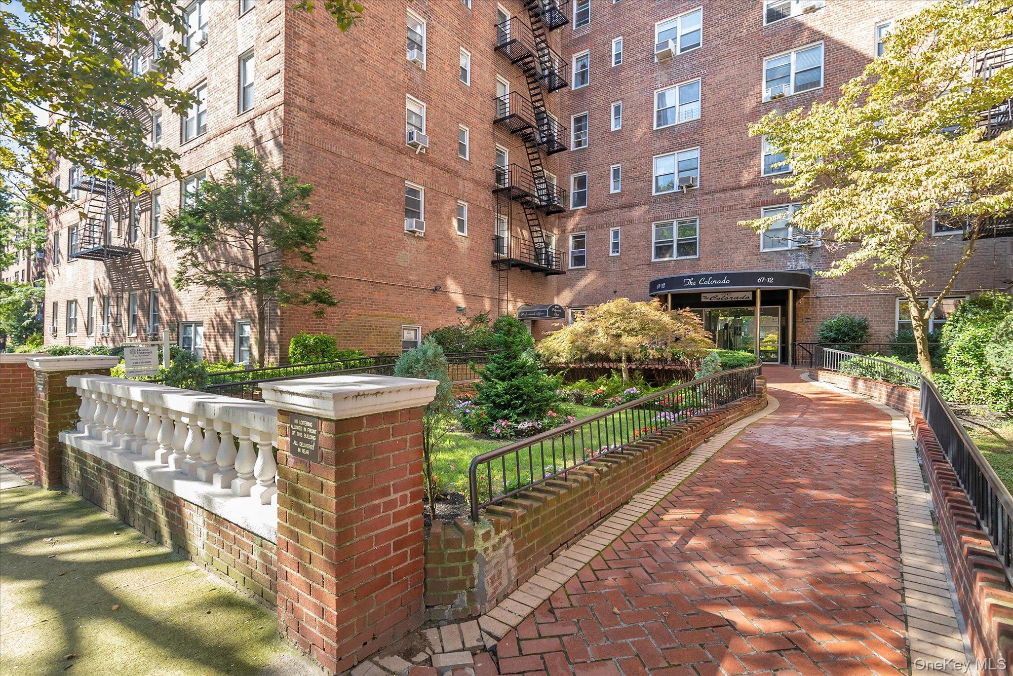 67-12 Yellowstone Blvd, Unit F18 photo 22
