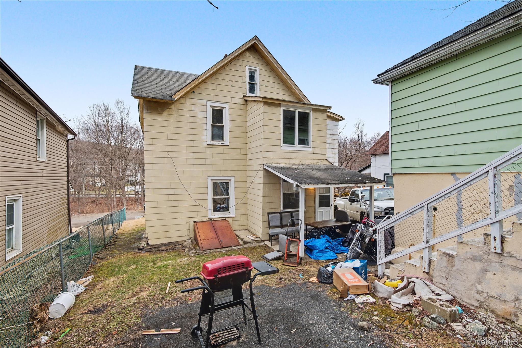 37 7th Street – For Sale photo 7