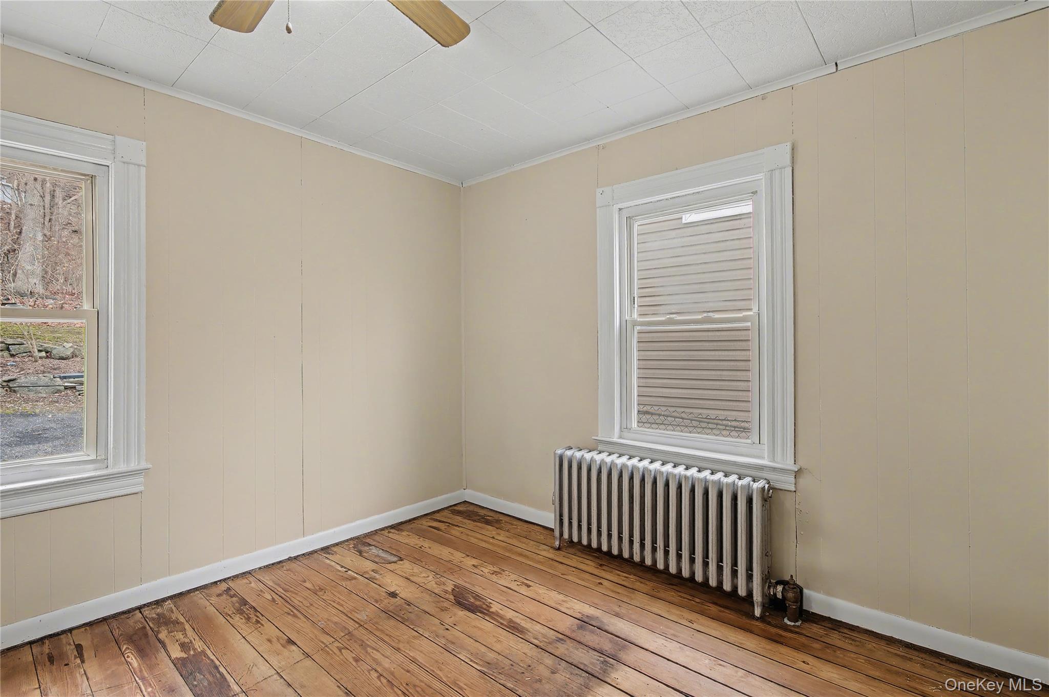 37 7th Street – For Sale photo 8