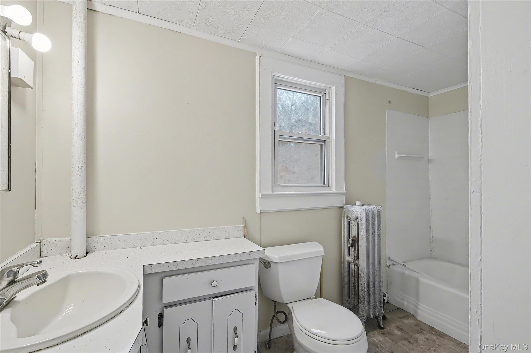 37 7th Street – For Sale photo 11