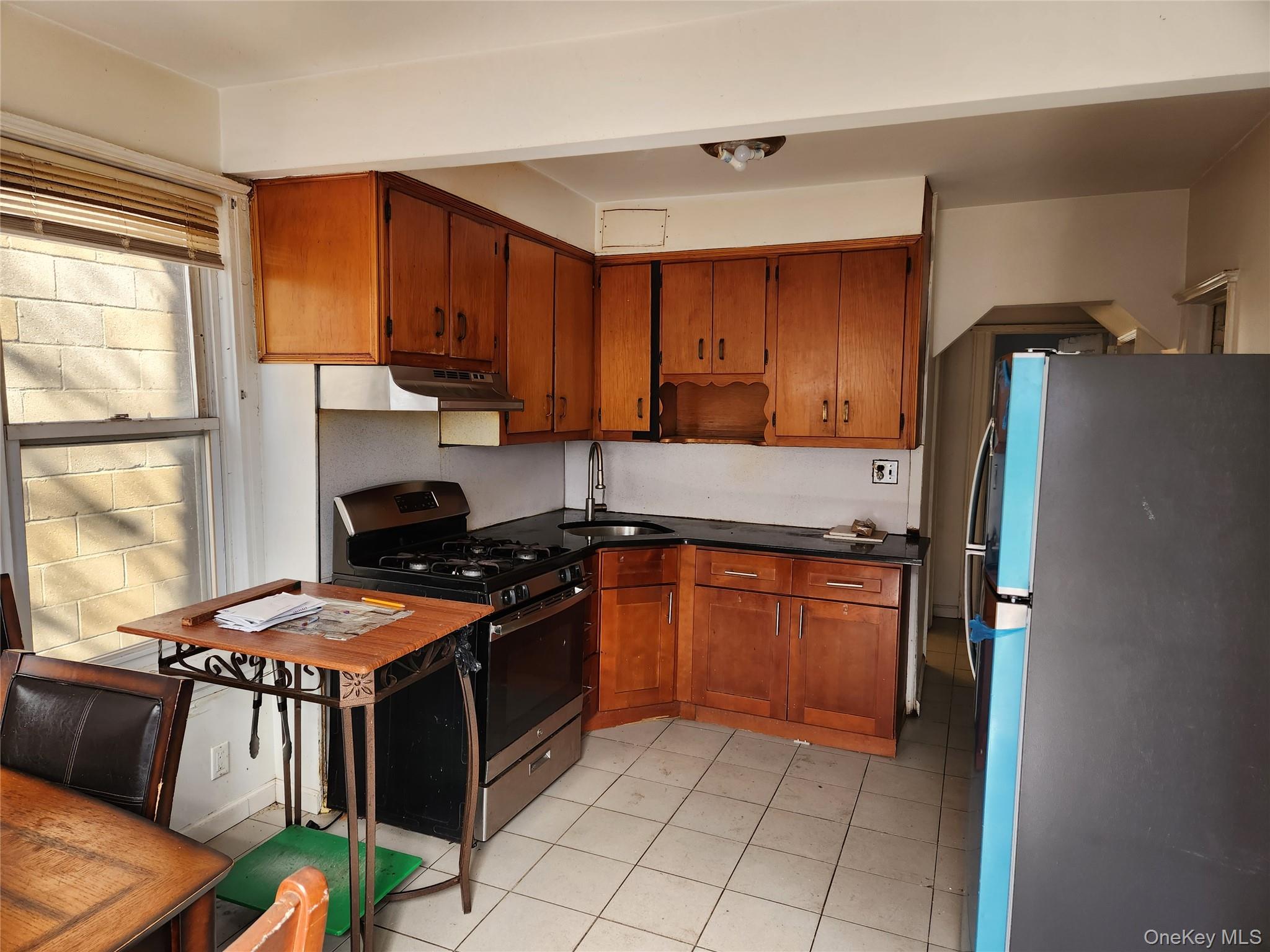 105-06 92nd Street – For Sale photo 3