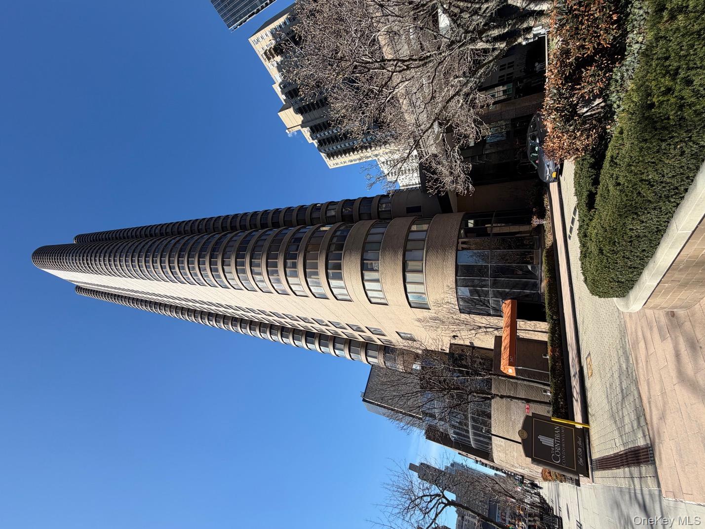 330 E 38th Street, Unit 12Q