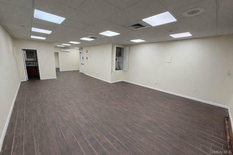 7909 Roosevelt Avenue – For Rent photo 6