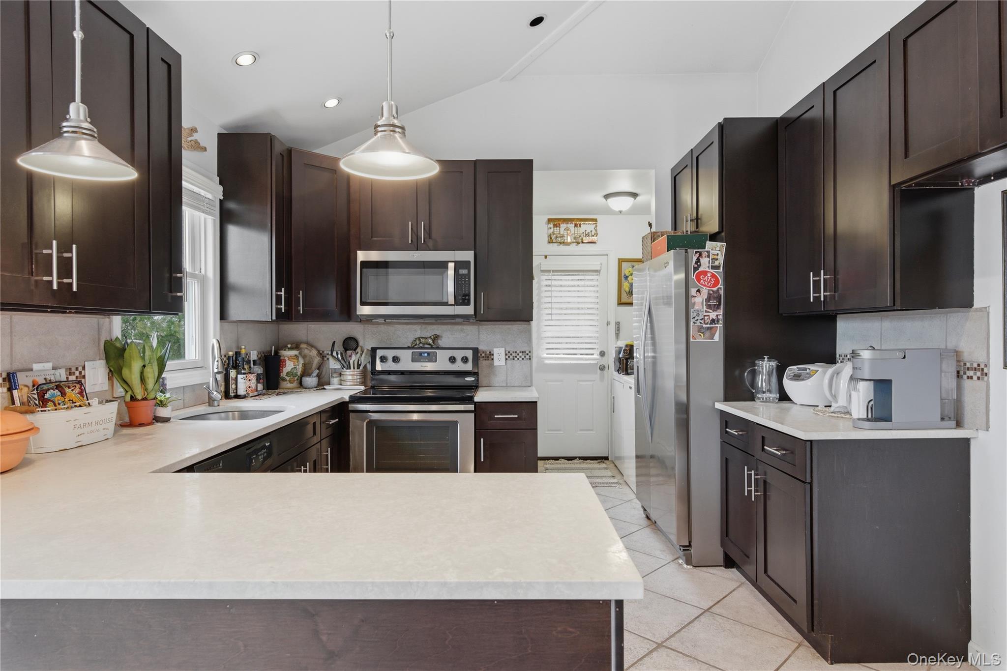 5 Argonne Road W – For Sale photo 8