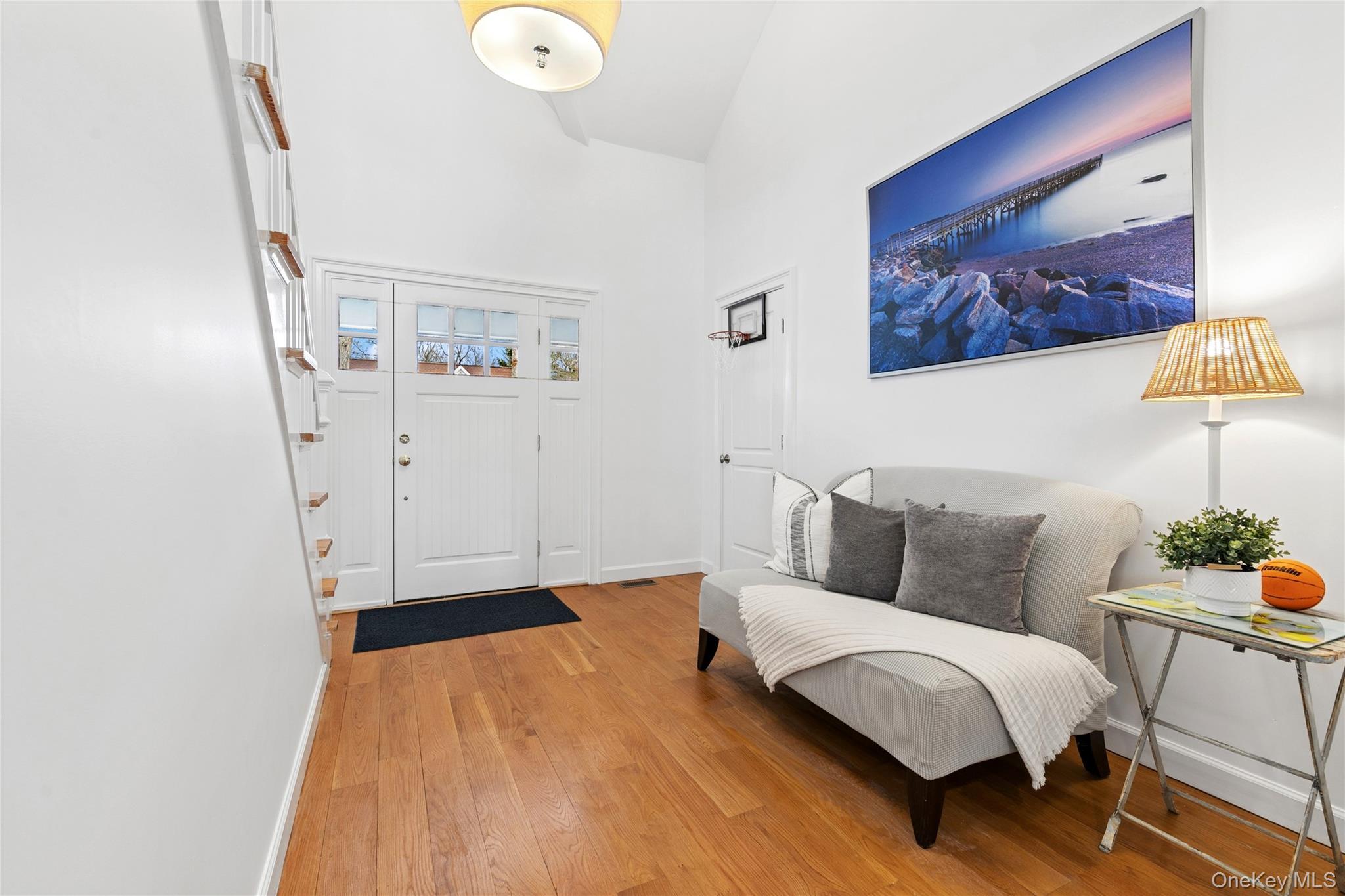 10 Foxboro Road – For Rent photo 6