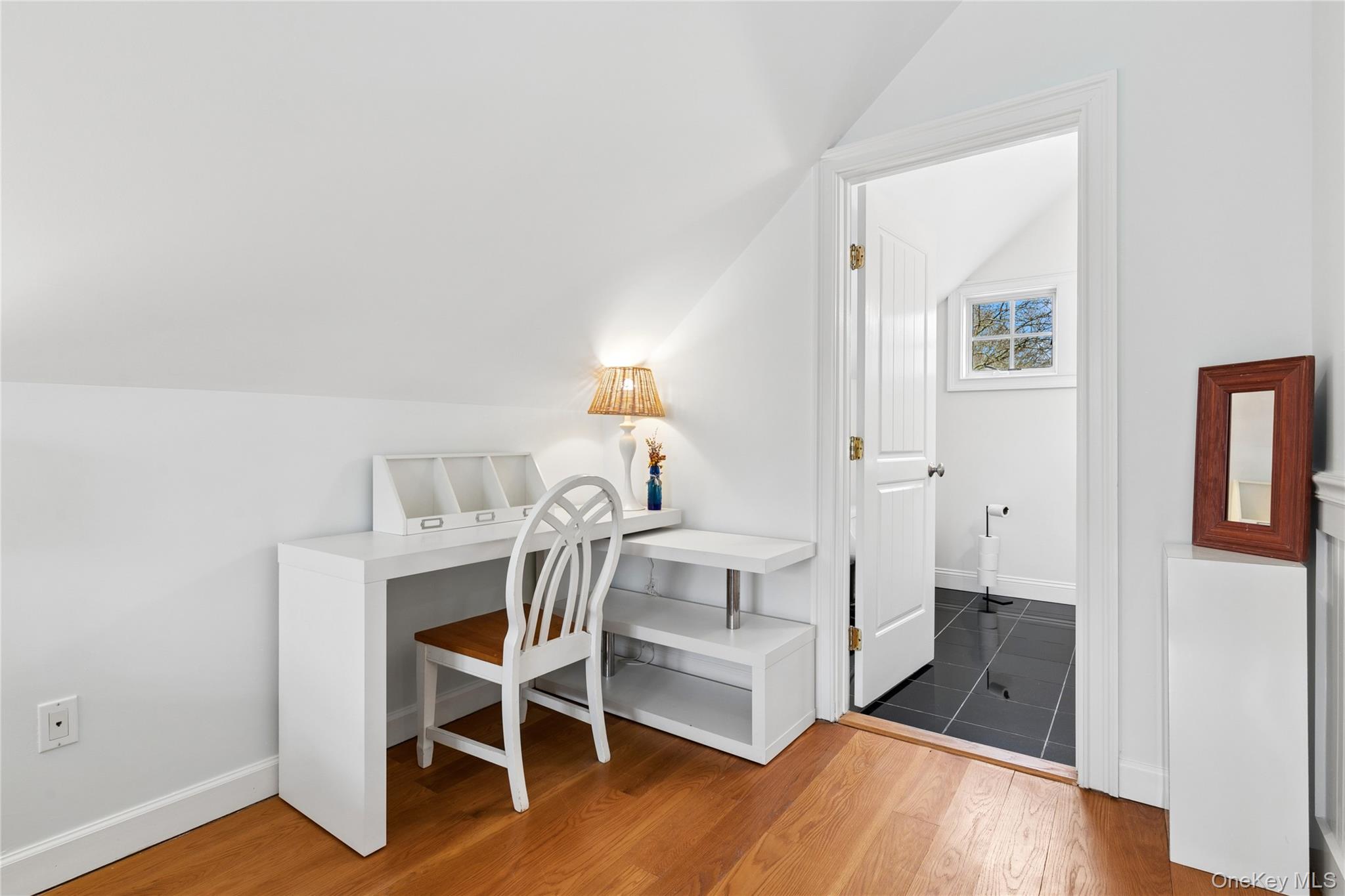 10 Foxboro Road – For Rent photo 30