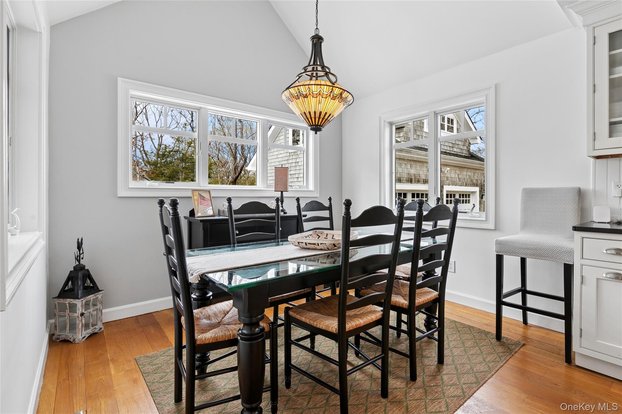 10 Foxboro Road – For Rent photo 16