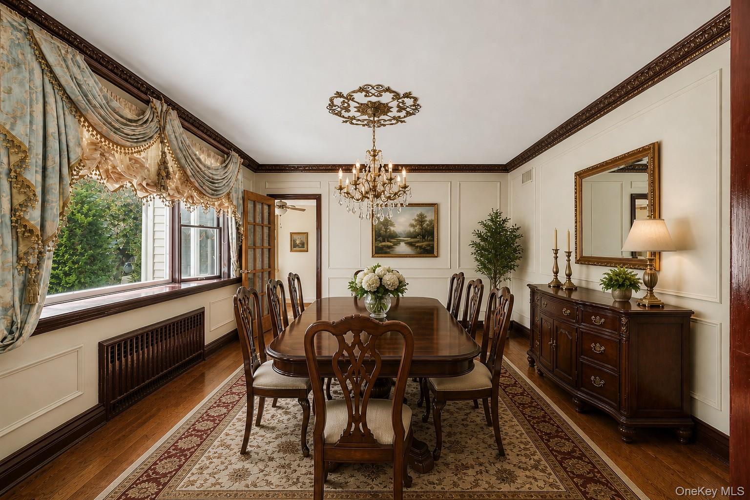 23 Center Drive – For Sale photo 8