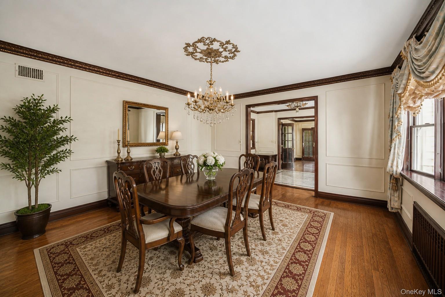 23 Center Drive – For Sale photo 5