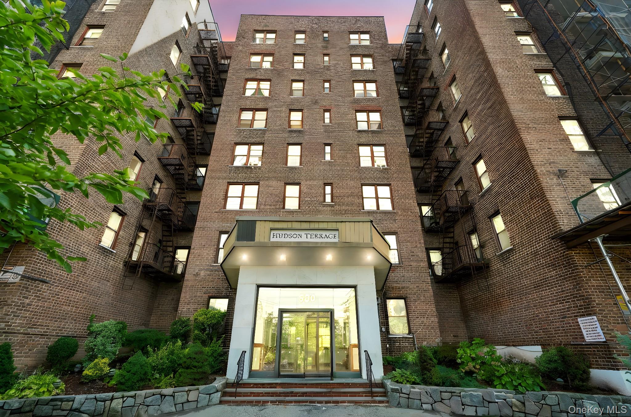 650 Warburton Avenue, Unit 6M photo 2