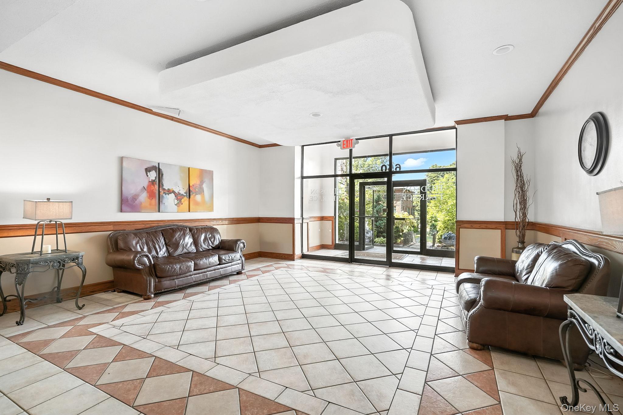 650 Warburton Avenue, Unit 6M photo 3