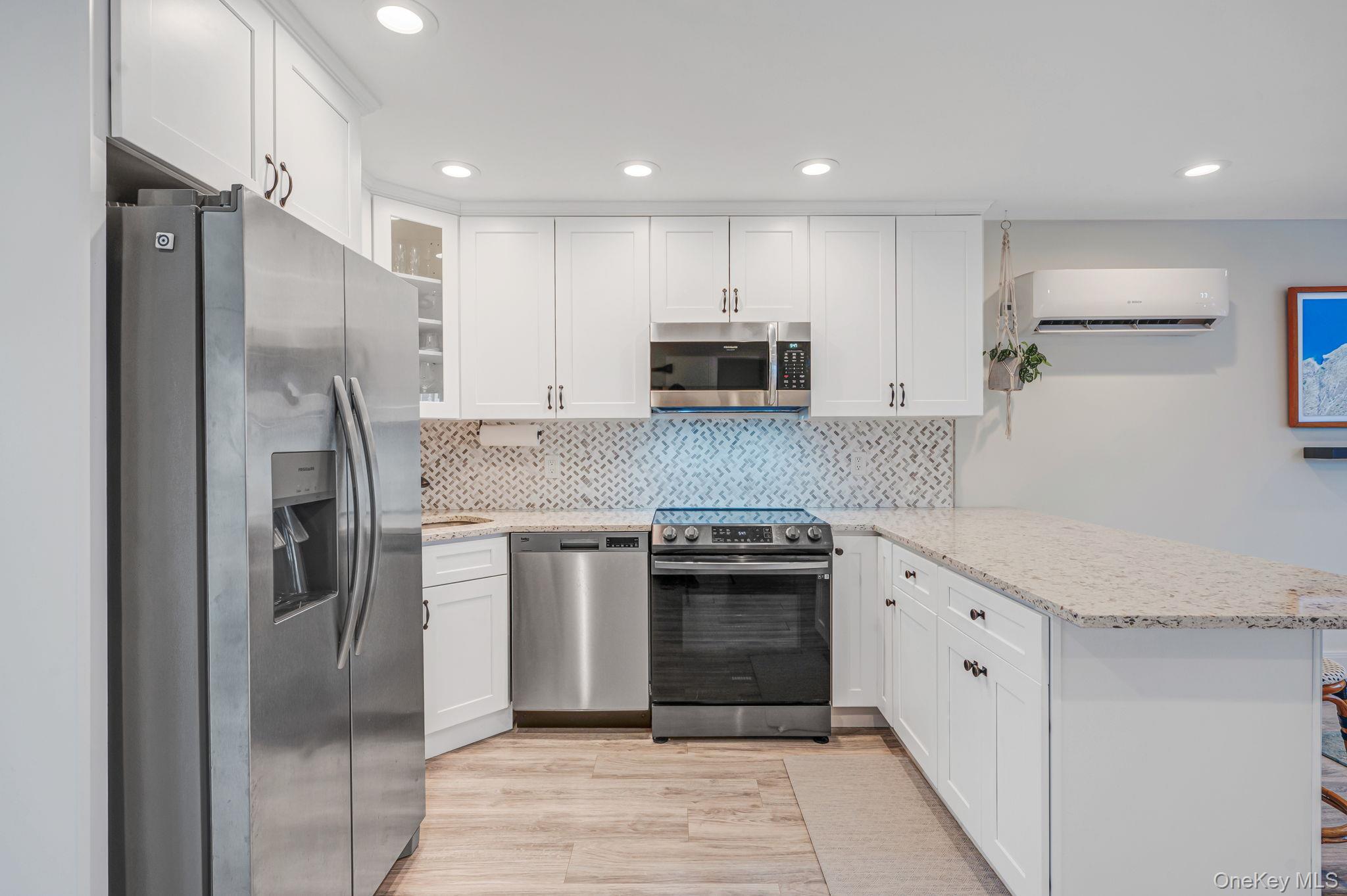 677 S 9th Street – For Sale photo 9