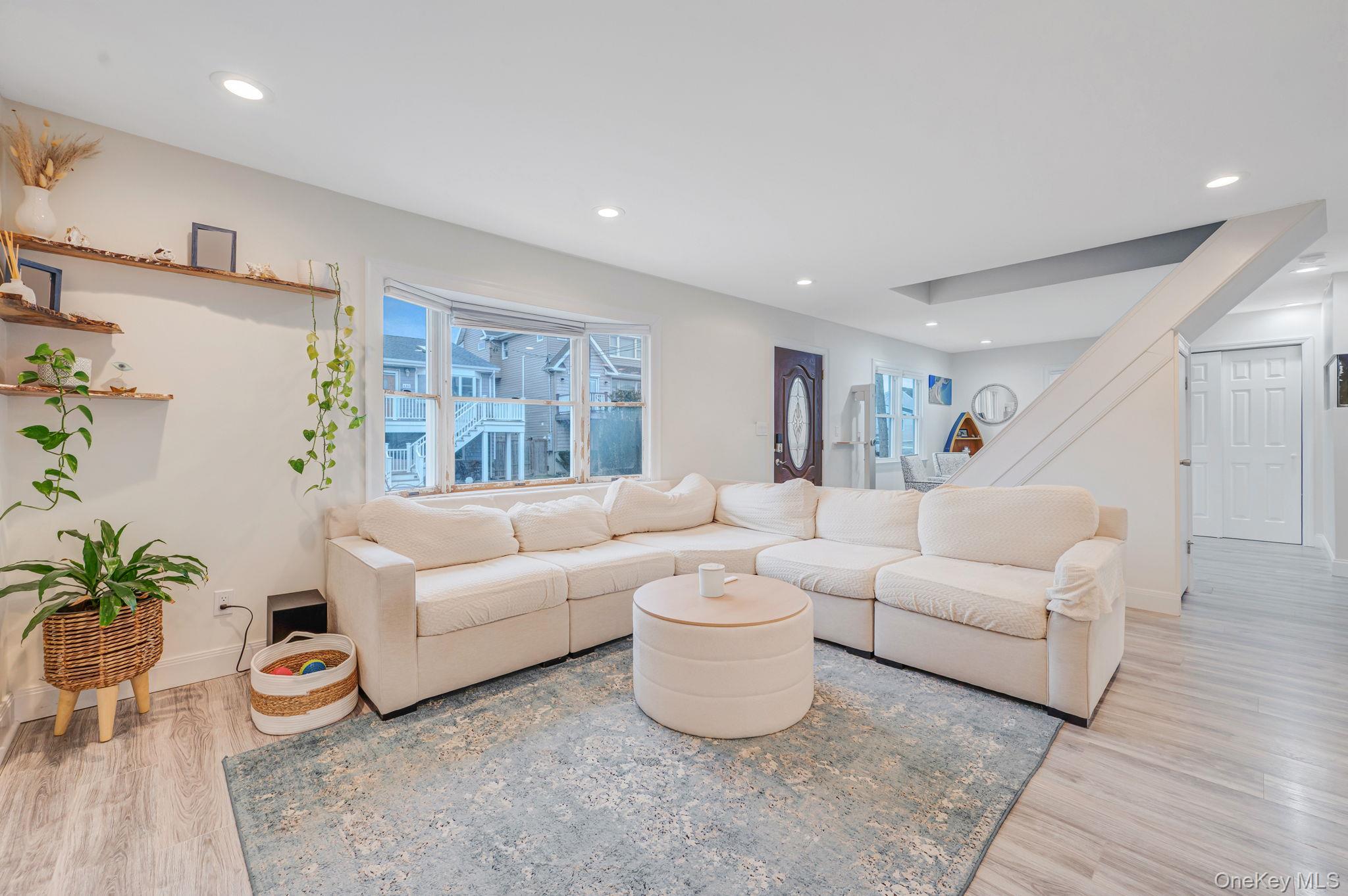 677 S 9th Street – For Sale photo 5