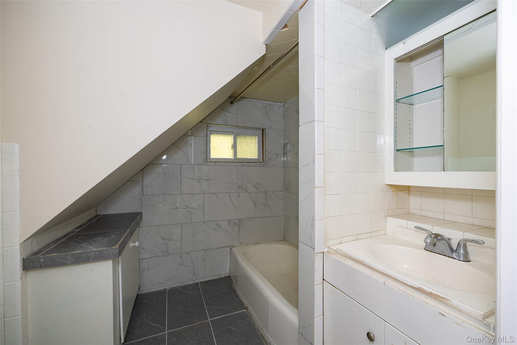 87 Vineyard Avenue – For Sale photo 5