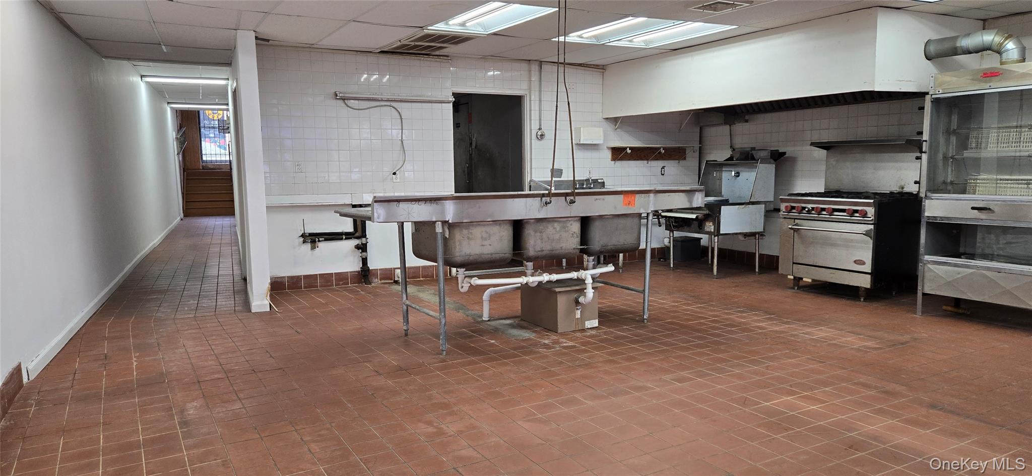 29 Glen Street, Unit Store & 2n photo 5
