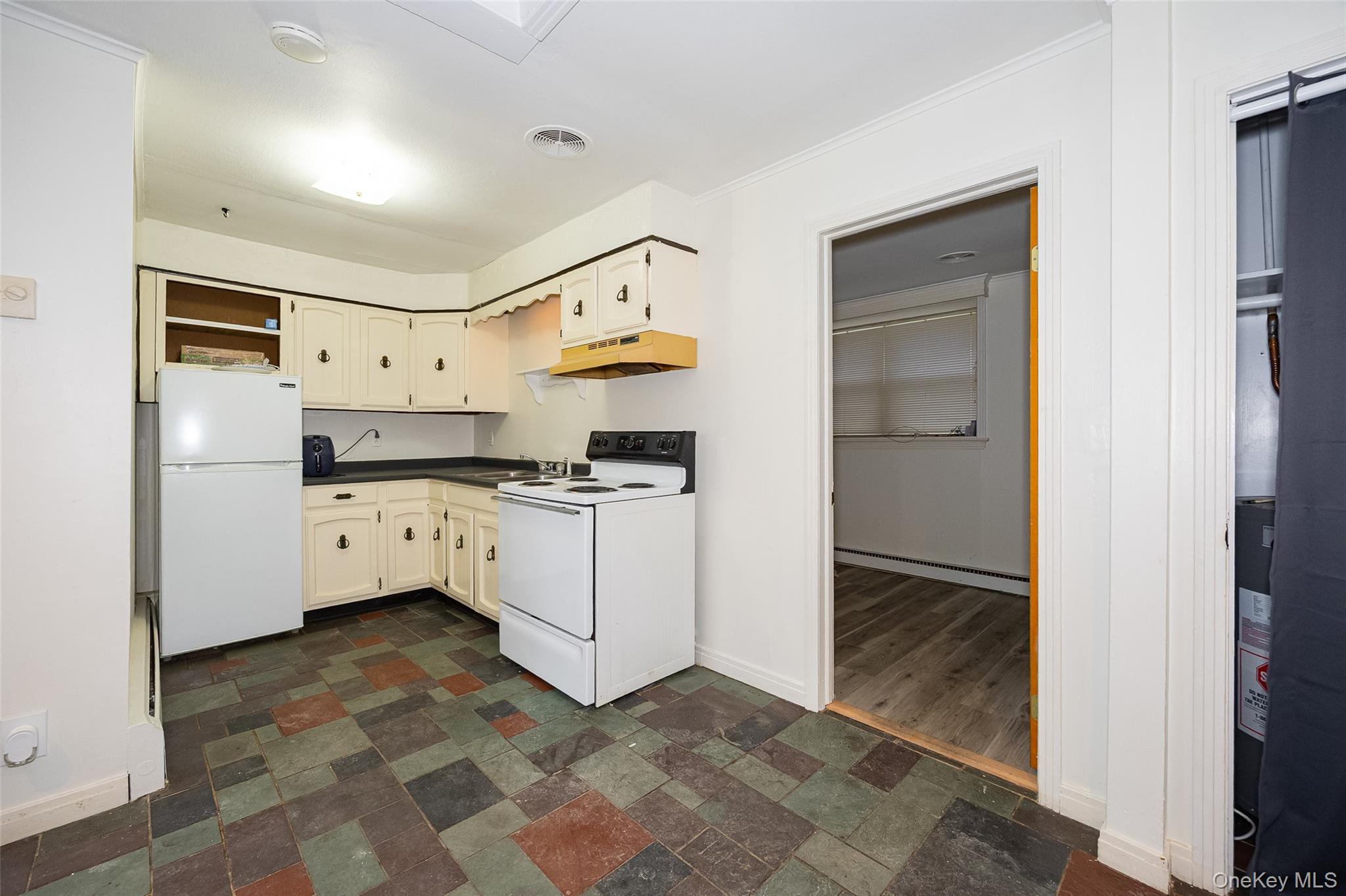 81 Vineyard Avenue – For Sale photo 46