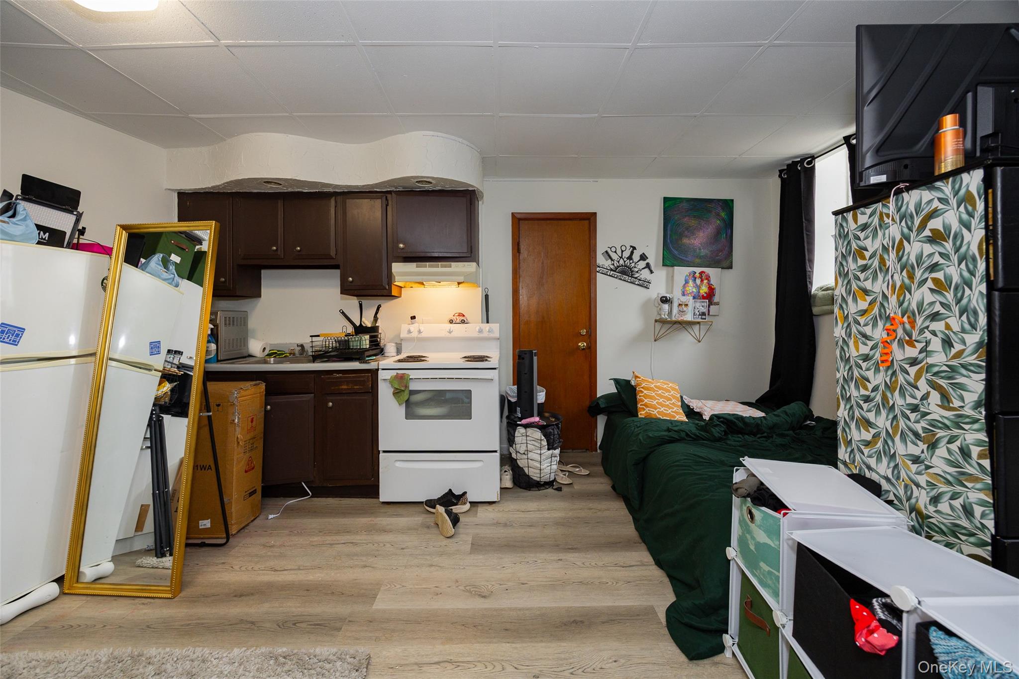 81 Vineyard Avenue – For Sale photo 14